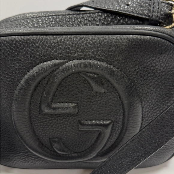 Gucci Black Leather Crossbody Bag with Tassel - Picture 2 of 12